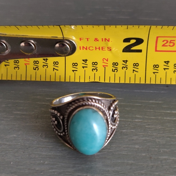 Chalcedony Sterling Silver Ring - Picture 3 of 8